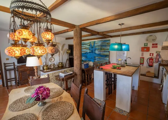 House Babylon With Kitchenette And Garden Affittacamere 4*