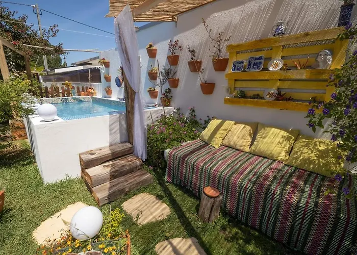 Affittacamere House Babylon With Kitchenette And Garden Torreira