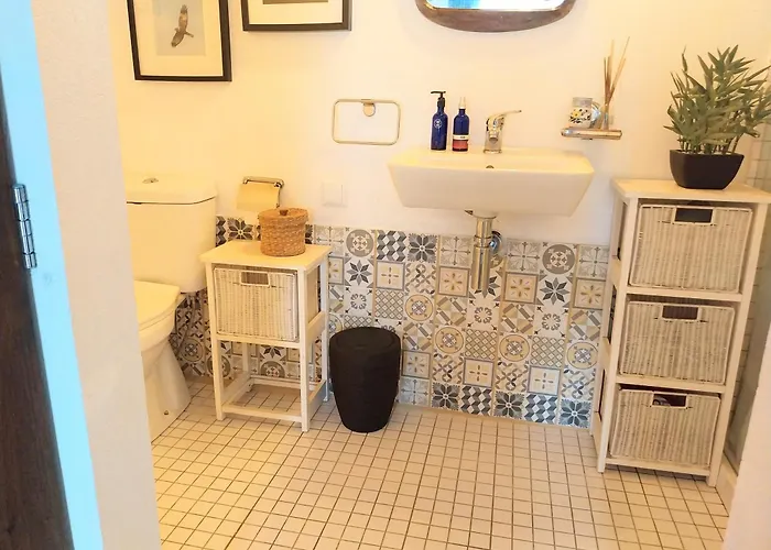 House Babylon With Kitchenette And Garden Torreira