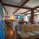 House Babylon With Kitchenette And Garden Pensjonat 4*