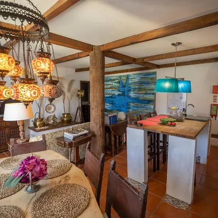House Babylon With Kitchenette And Garden Casa de hóspedes 4*