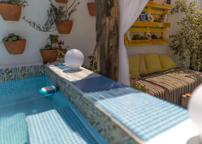 House Babylon With Kitchenette And Garden Konukevi 4*