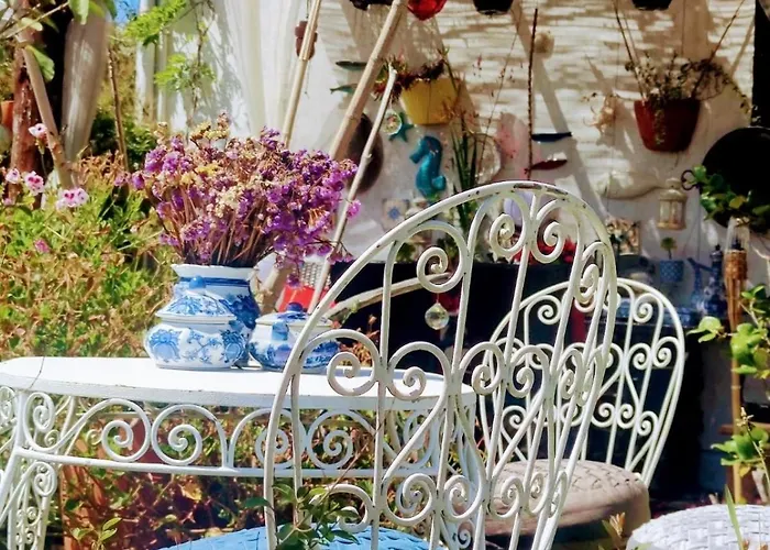 House Babylon With Kitchenette And Garden Konukevi 4*